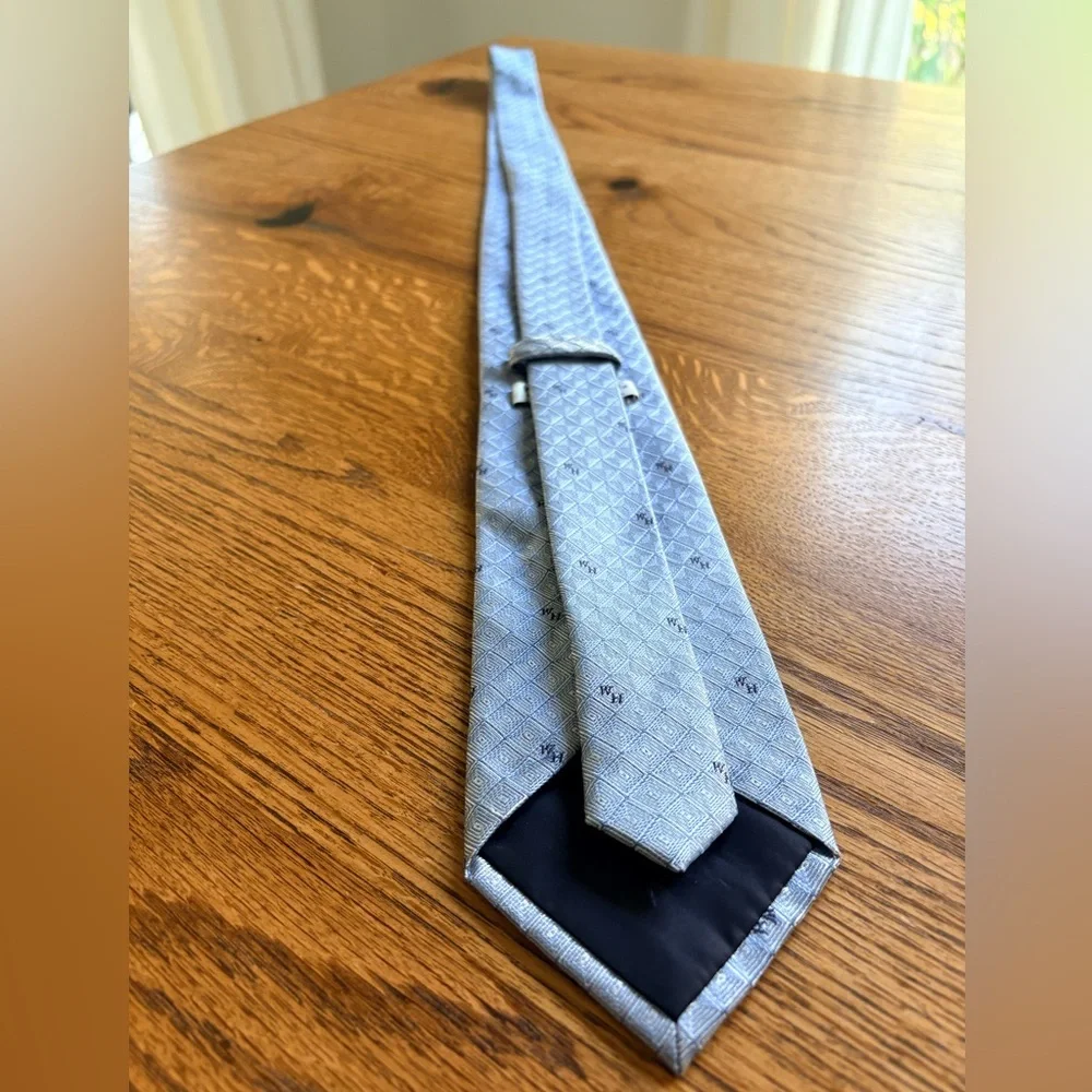 Vintage official Waffle House Uniform Men's Light Blue Tie- with “WH”